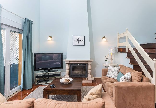 Casa geminada em Amoreira - Golfe e Praia: Casa Familiar em Praia D´el Rey Casa geminada em Amoreira - Golfe e Praia: Casa Familiar em Praia D´el Rey