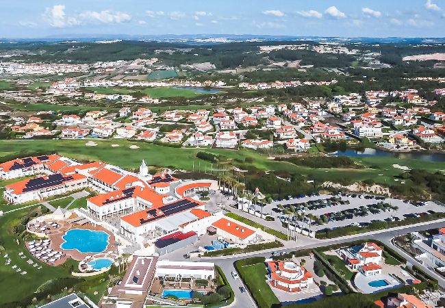 Casa geminada em Amoreira - Golfe e Praia: Casa Familiar em Praia D´el Rey Casa geminada em Amoreira - Golfe e Praia: Casa Familiar em Praia D´el Rey