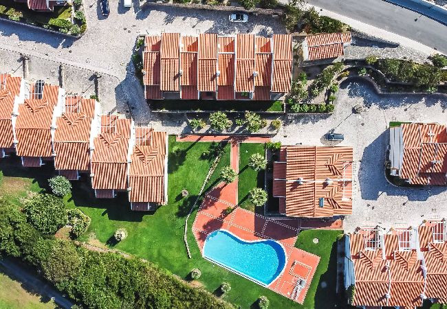 Casa geminada em Amoreira - Golfe e Praia: Casa Familiar em Praia D´el Rey Casa geminada em Amoreira - Golfe e Praia: Casa Familiar em Praia D´el Rey