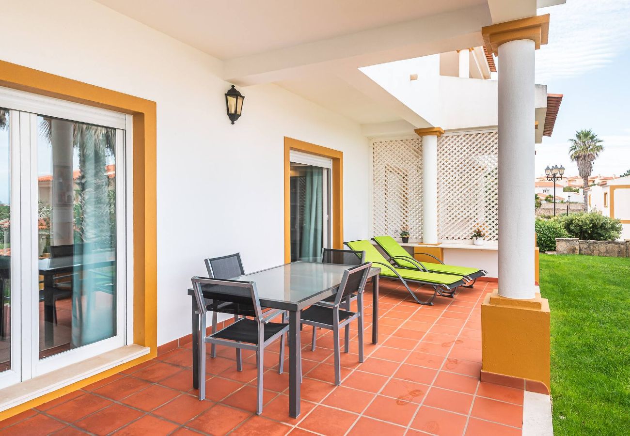 Casa geminada em Amoreira - Golfe e Praia: Casa Familiar em Praia D´el Rey Casa geminada em Amoreira - Golfe e Praia: Casa Familiar em Praia D´el Rey