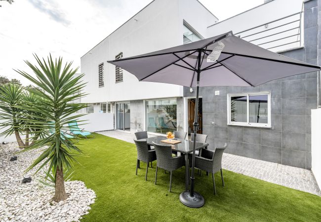 Casa geminada em Sesimbra - Refugio Serra e Mar em Sesimbra - Casa familiar Casa geminada em Sesimbra - Refugio Serra e Mar em Sesimbra - Casa familiar