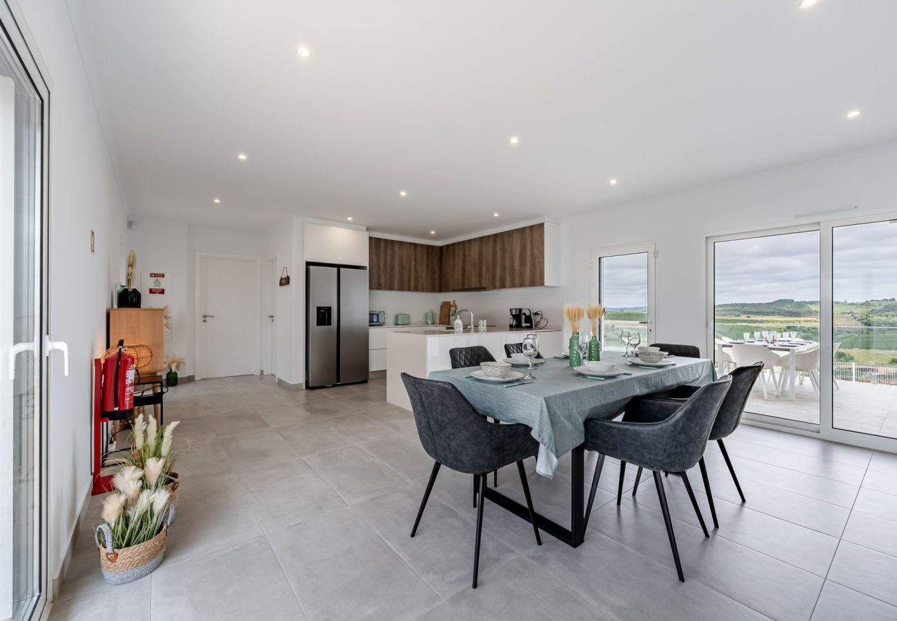 Bungalow em Cadaval - Villa Serenidade Adão Lobo Bungalow em Cadaval - Villa Serenidade Adão Lobo