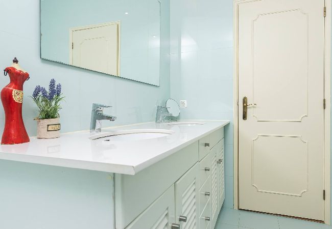 Terraced House in Amoreira - Golfe e Praia: Casa Familiar em Praia D´el Rey Terraced House in Amoreira - Golfe e Praia: Casa Familiar em Praia D´el Rey