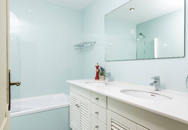 Terraced House in Amoreira - Golfe e Praia: Casa Familiar em Praia D´el Rey Terraced House in Amoreira - Golfe e Praia: Casa Familiar em Praia D´el Rey