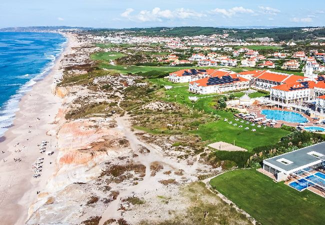 Terraced House in Amoreira - Golfe e Praia: Casa Familiar em Praia D´el Rey Terraced House in Amoreira - Golfe e Praia: Casa Familiar em Praia D´el Rey