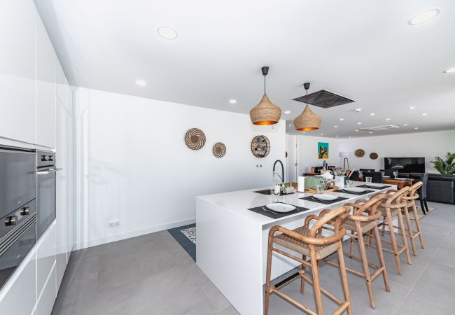 House in Azeitão - Luxurious Spacious home - Azeitão, Setúbal House in Azeitão - Luxurious Spacious home - Azeitão, Setúbal