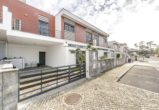 Terraced House in Sesimbra - Refugio Serra e Mar em Sesimbra - Casa familiar Terraced House in Sesimbra - Refugio Serra e Mar em Sesimbra - Casa familiar