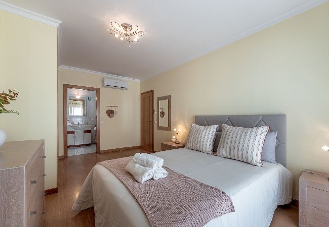 Apartment in Portimão - Sunnyside Suite-Portimão(Great beaches, Golfing) Apartment in Portimão - Sunnyside Suite-Portimão(Great beaches, Golfing)