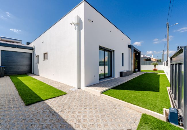 Bungalow in Azeitão - Casa Alzaitun Azeitão, Portugal Bungalow in Azeitão - Casa Alzaitun Azeitão, Portugal