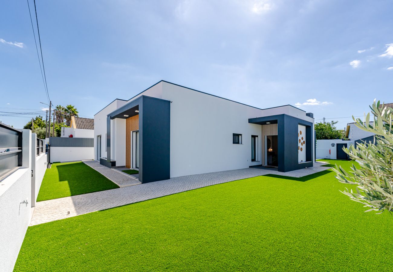 Bungalow in Azeitão - Casa Alzaitun Azeitão, Portugal Bungalow in Azeitão - Casa Alzaitun Azeitão, Portugal