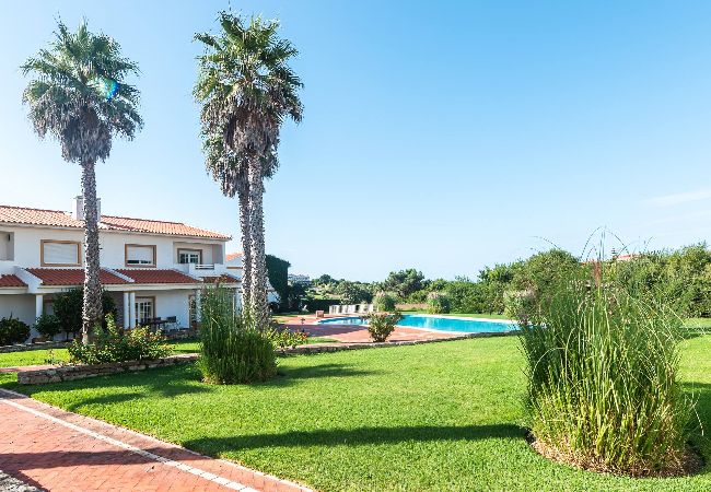 Casa adosada en Amoreira - Golfe e Praia: Casa Familiar em Praia D´el Rey Casa adosada en Amoreira - Golfe e Praia: Casa Familiar em Praia D´el Rey