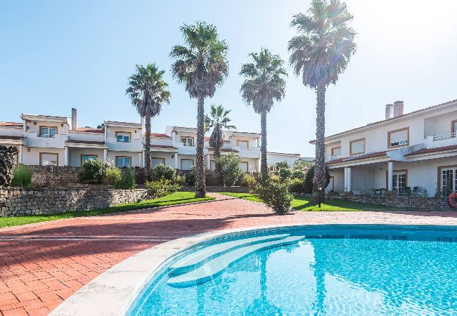 Casa adosada en Amoreira - Golfe e Praia: Casa Familiar em Praia D´el Rey Casa adosada en Amoreira - Golfe e Praia: Casa Familiar em Praia D´el Rey