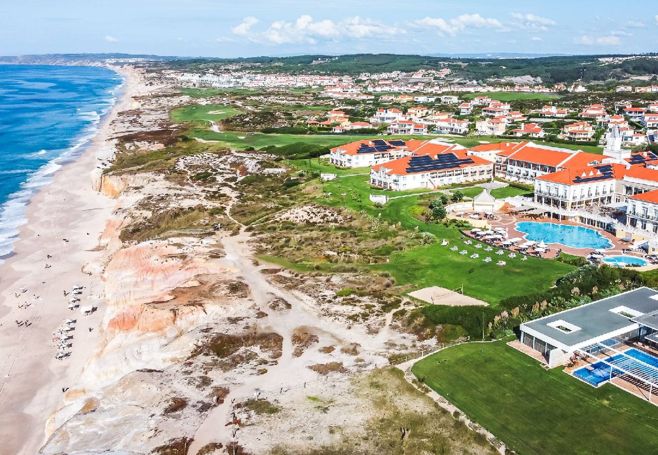 Casa adosada en Amoreira - Golfe e Praia: Casa Familiar em Praia D´el Rey Casa adosada en Amoreira - Golfe e Praia: Casa Familiar em Praia D´el Rey