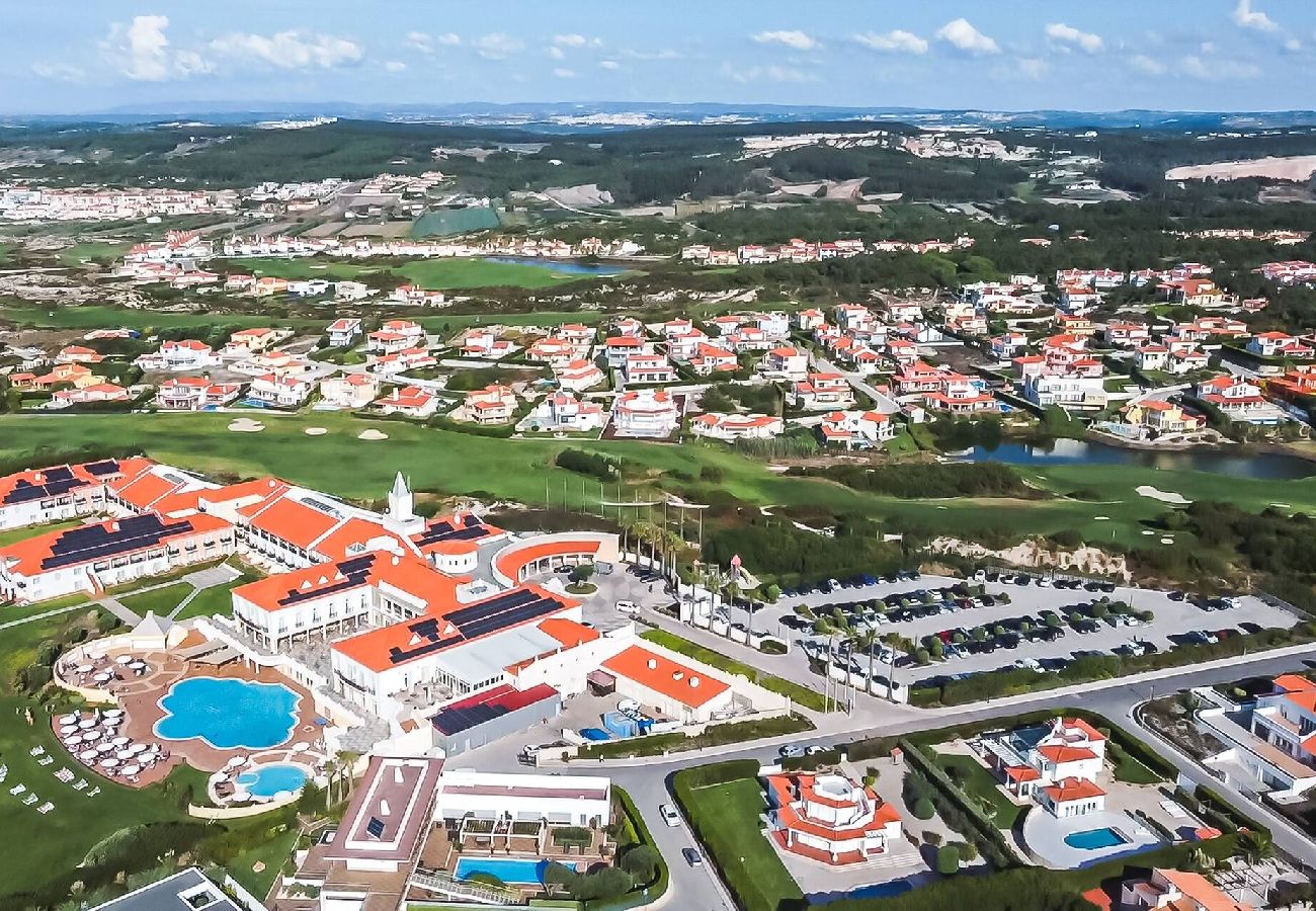 Casa adosada en Amoreira - Golfe e Praia: Casa Familiar em Praia D´el Rey Casa adosada en Amoreira - Golfe e Praia: Casa Familiar em Praia D´el Rey