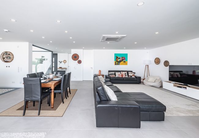 Casa en Azeitão - Luxurious Spacious home - Azeitão, Setúbal Casa en Azeitão - Luxurious Spacious home - Azeitão, Setúbal