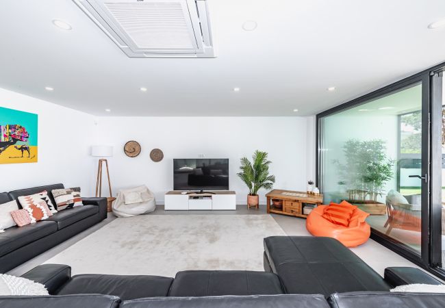 Casa en Azeitão - Luxurious Spacious home - Azeitão, Setúbal Casa en Azeitão - Luxurious Spacious home - Azeitão, Setúbal