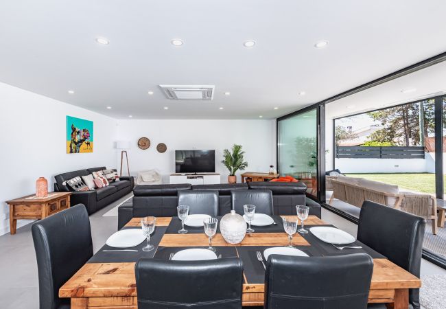 Casa en Azeitão - Luxurious Spacious home - Azeitão, Setúbal Casa en Azeitão - Luxurious Spacious home - Azeitão, Setúbal