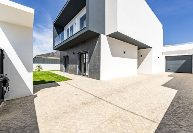 Maison à Fernão Ferro - The Fruitful Vine Fernao Ferro- Relaxing & Serene Maison à Fernão Ferro - The Fruitful Vine Fernao Ferro- Relaxing & Serene