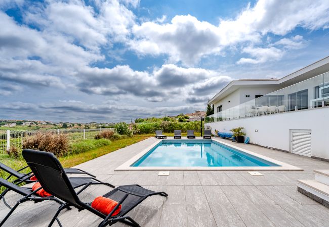 Bungalow à Cadaval - Villa Serenidade Adão Lobo Bungalow à Cadaval - Villa Serenidade Adão Lobo