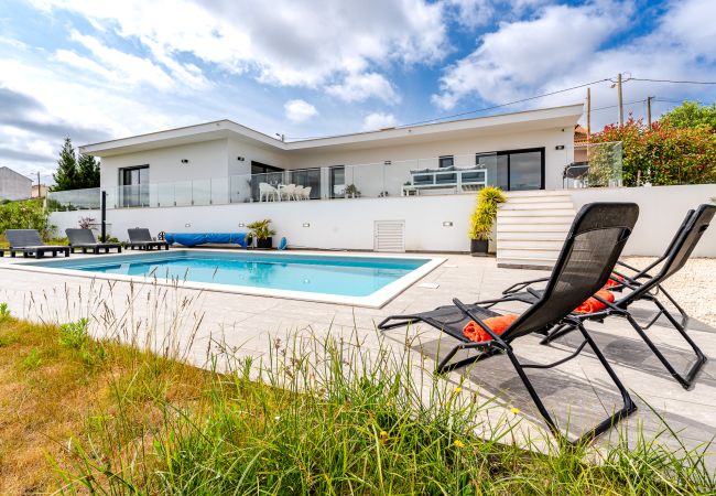 Bungalow à Cadaval - Villa Serenidade Adão Lobo Bungalow à Cadaval - Villa Serenidade Adão Lobo