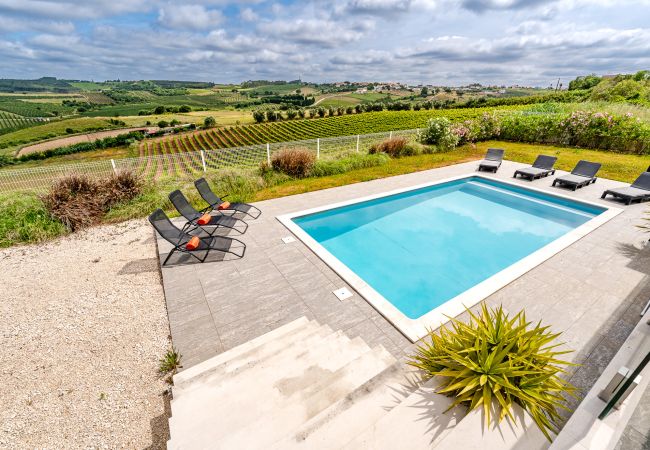 Bungalow à Cadaval - Villa Serenidade Adão Lobo Bungalow à Cadaval - Villa Serenidade Adão Lobo