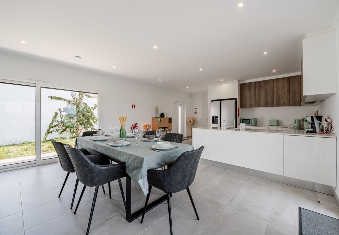 Bungalow à Cadaval - Villa Serenidade Adão Lobo Bungalow à Cadaval - Villa Serenidade Adão Lobo