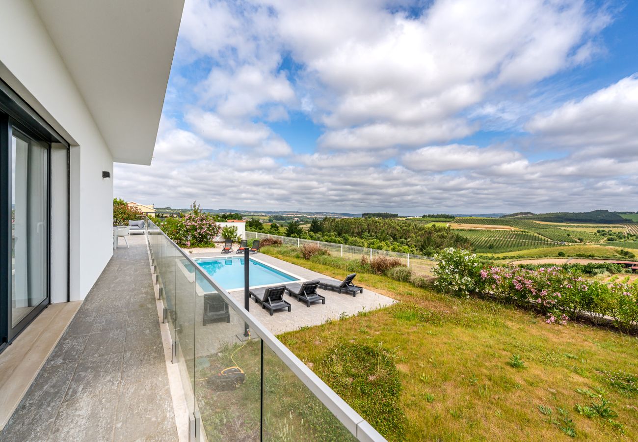 Bungalow à Cadaval - Villa Serenidade Adão Lobo Bungalow à Cadaval - Villa Serenidade Adão Lobo